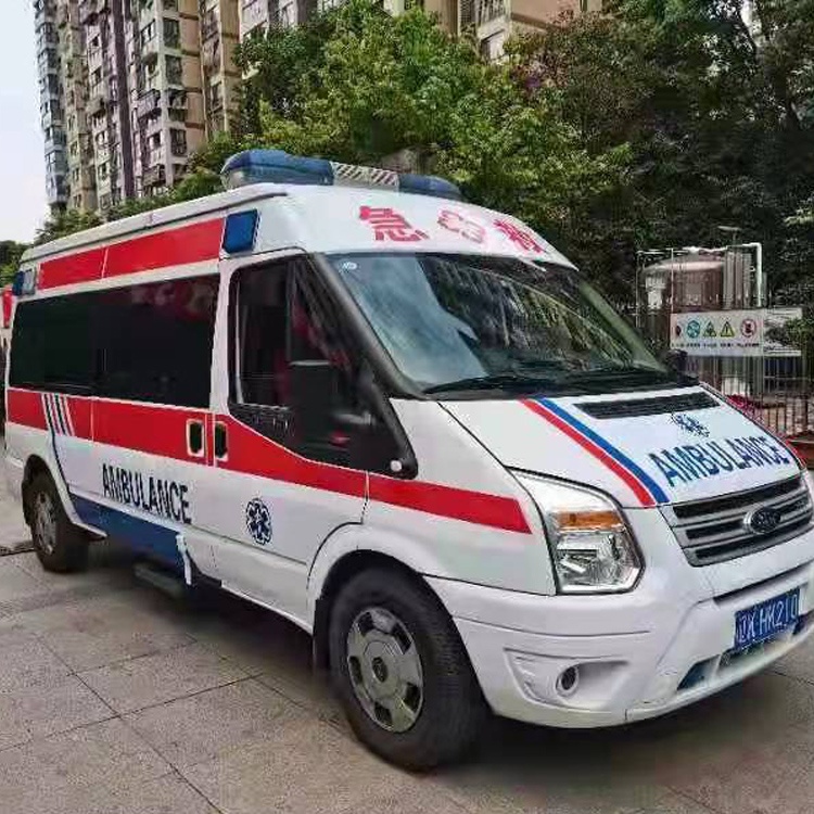 永靖长途救护车护送病人返乡